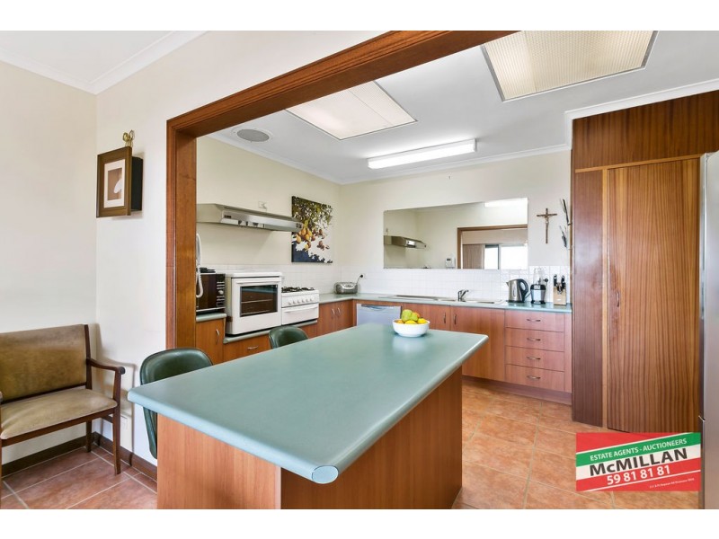 32 Cairn Road, Mccrae VIC 3938