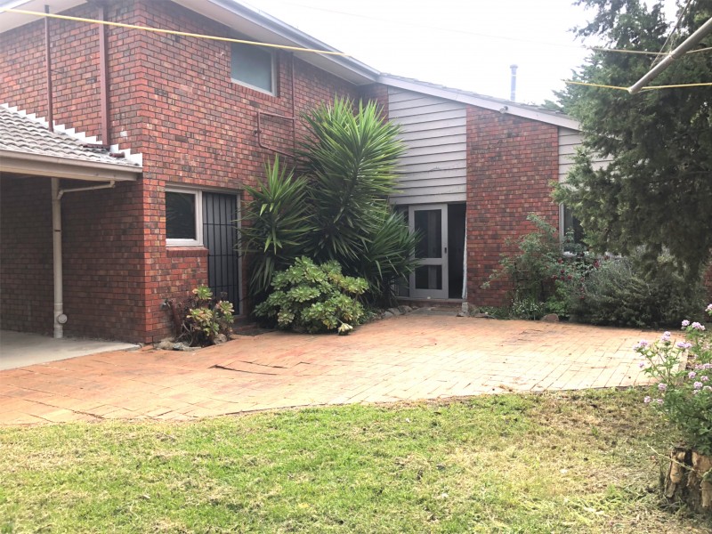 42 Dromana Parade, Safety Beach VIC 3936