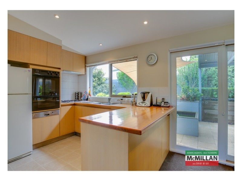 28 Cleeland Crt, Rosebud VIC 3939