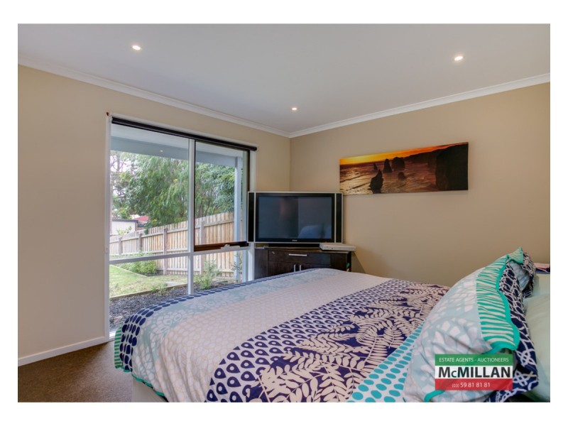 28 Cleeland Crt, Rosebud VIC 3939