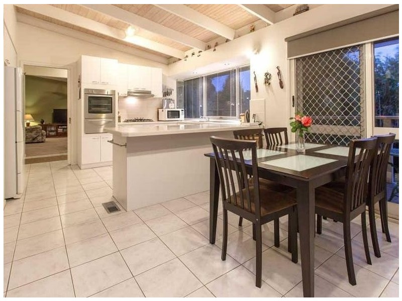 73 Pickings Road, Safety Beach VIC 3936