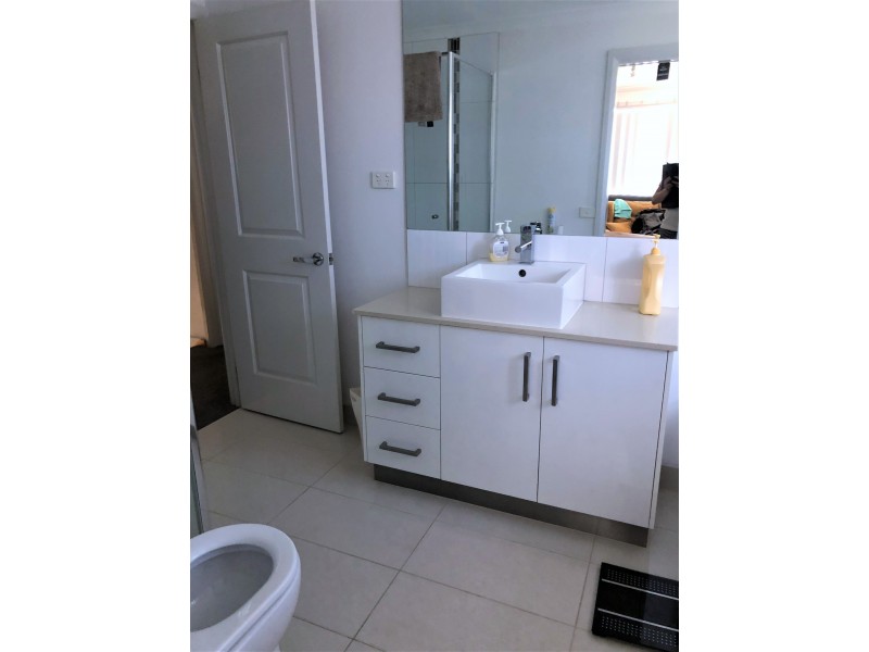 4/1-3 Como Court, Dromana VIC 3936