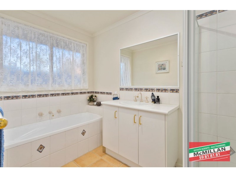 31 Boormanii Dve, Mornington VIC 3931