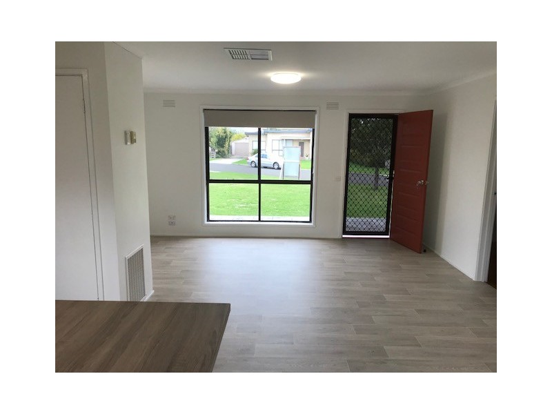 4 Higgins Street, Safety Beach VIC 3936