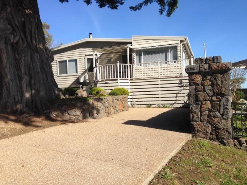 2 Hearn Street, Dromana VIC 3936