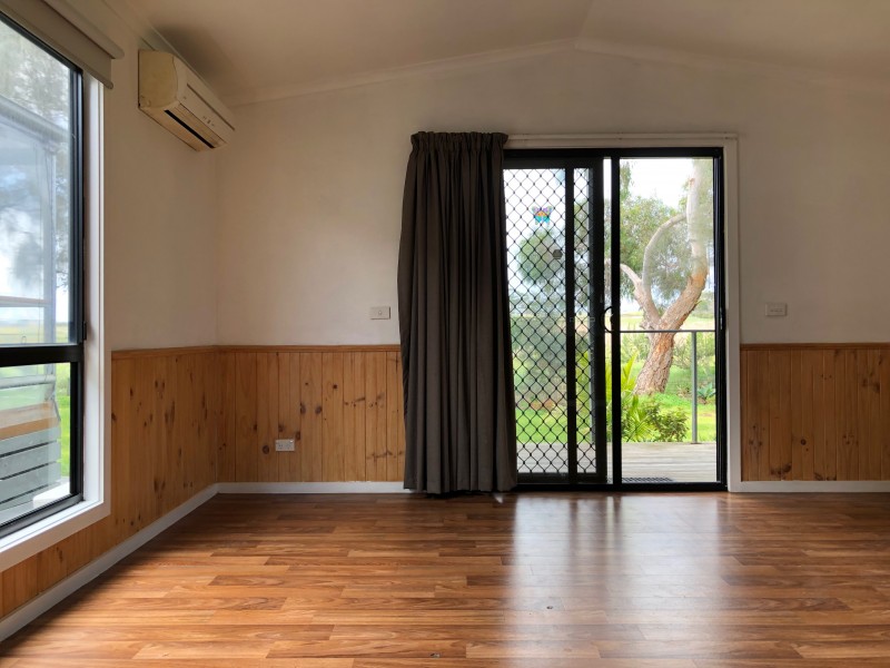 201/131 Nepean Highway, Dromana VIC 3936
