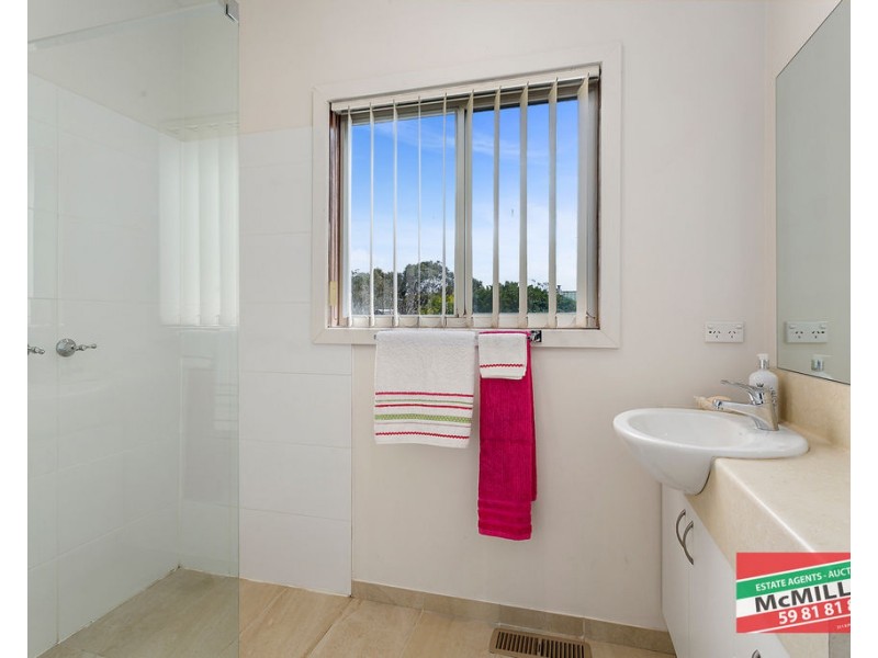 24 Clyde Road, Safety Beach VIC 3936