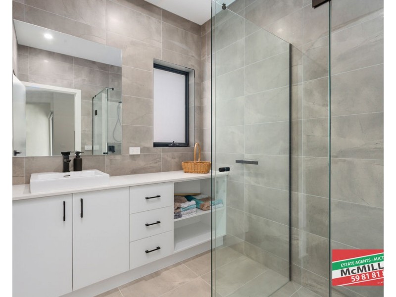 1/26 Thomas Street, Rosebud VIC 3939