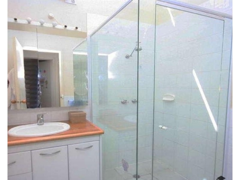 85 Leon Avenue, Rosebud VIC 3939