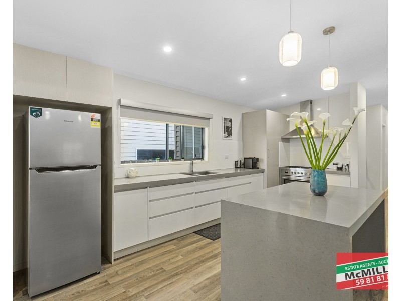 25 Coleus Street, Dromana VIC 3936