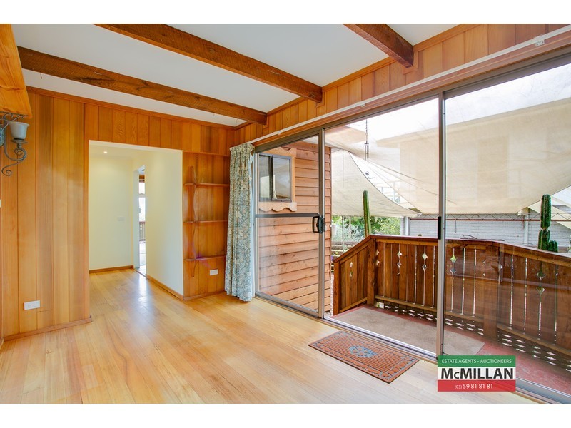 11 Riley Street, Mccrae VIC 3938