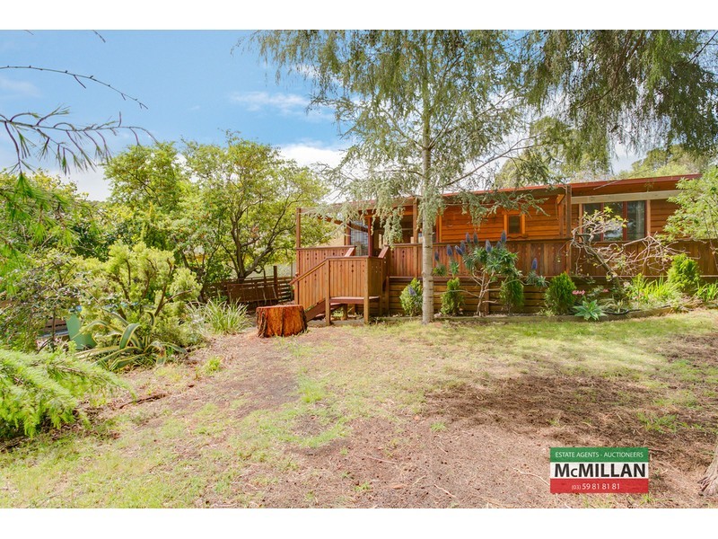 11 Riley Street, Mccrae VIC 3938