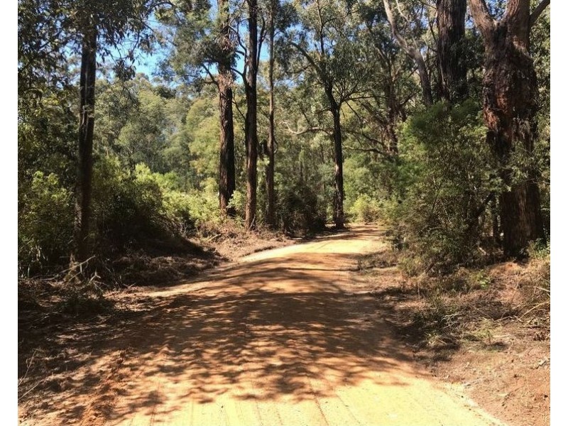 150 Denhams Road, Hallston VIC 3953