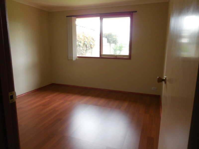 8 Lake View Drive, Safety Beach VIC 3936