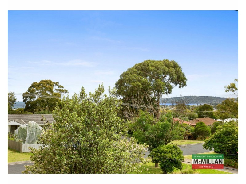 21 Seaview Parade, Dromana VIC 3936
