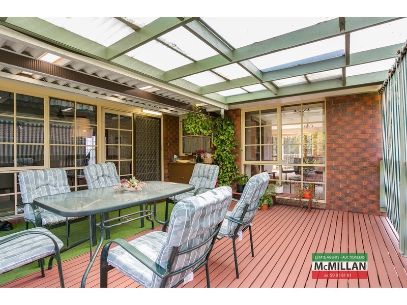 3 Crest Drive, Rosebud VIC 3939