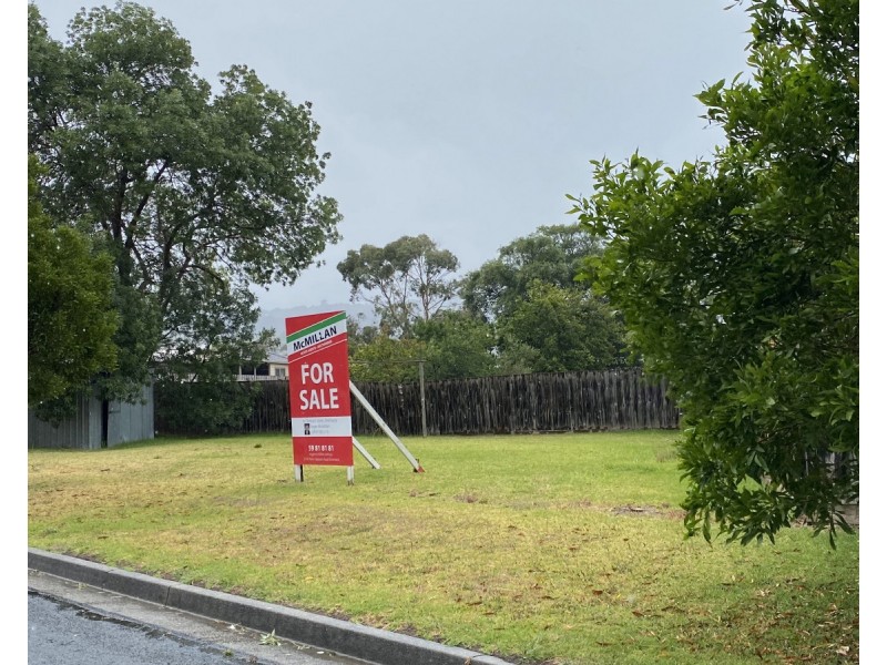 6 Clematis Street, Dromana VIC 3936