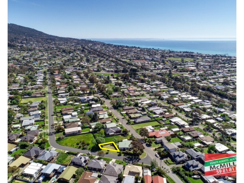 6 Clematis Street, Dromana VIC 3936