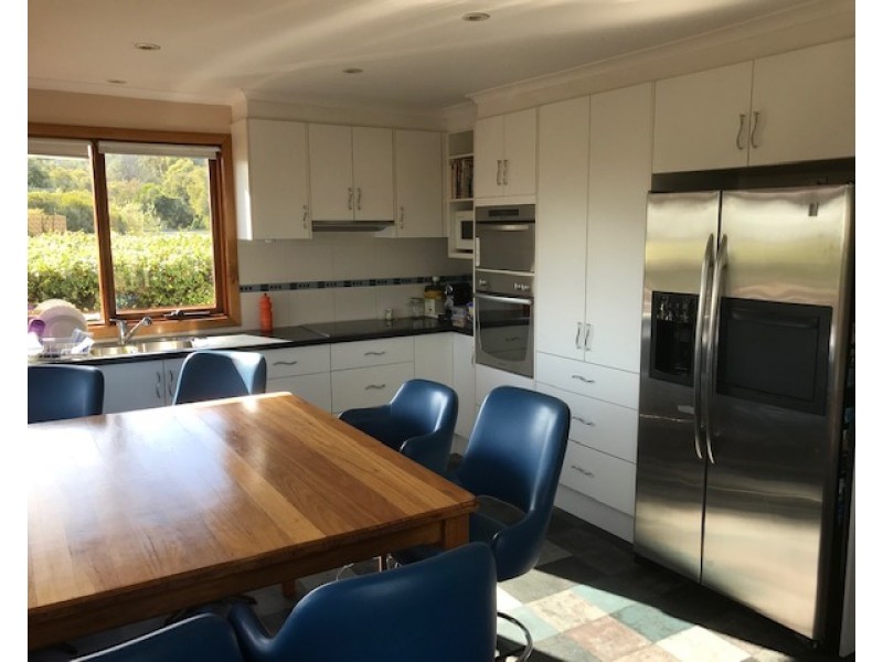 42 Murawa Drive, Rosebud VIC 3939