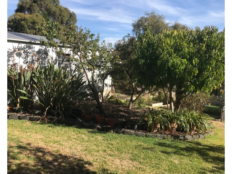 42 Murawa Drive, Rosebud VIC 3939