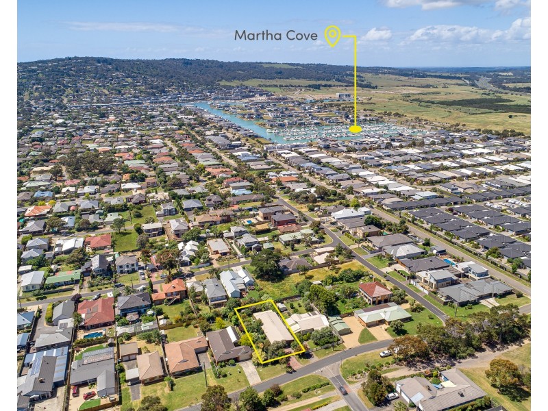 73 Pickings Road, Safety Beach VIC 3936