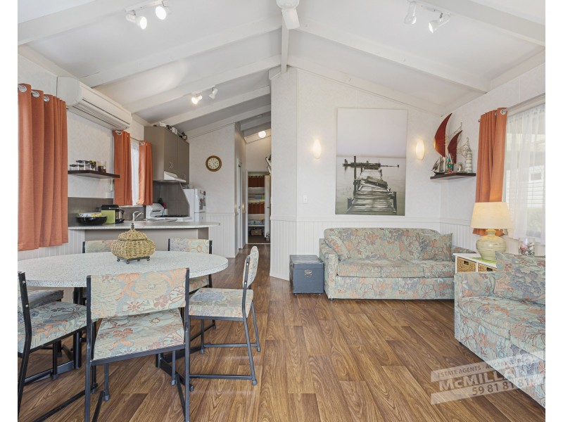 208/131 Nepean Highway, Dromana VIC 3936