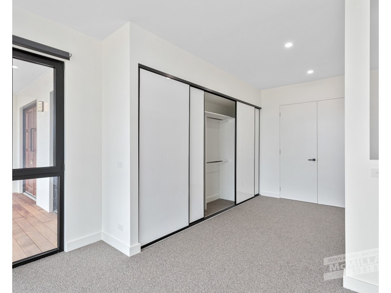 42 Elizabeth Drive, Rosebud VIC 3939