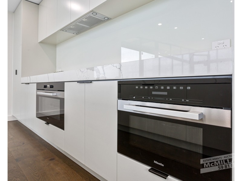 42 Elizabeth Drive, Rosebud VIC 3939