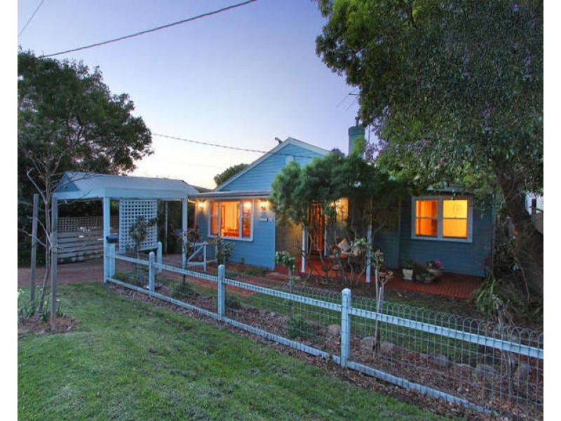 26 Burrell Street, Mccrae VIC 3938