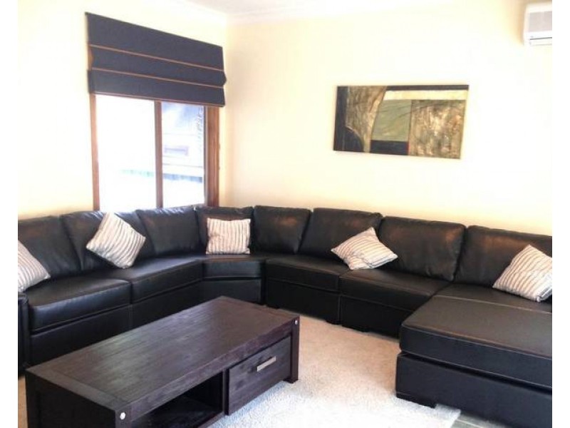26 Burrell Street, Mccrae VIC 3938