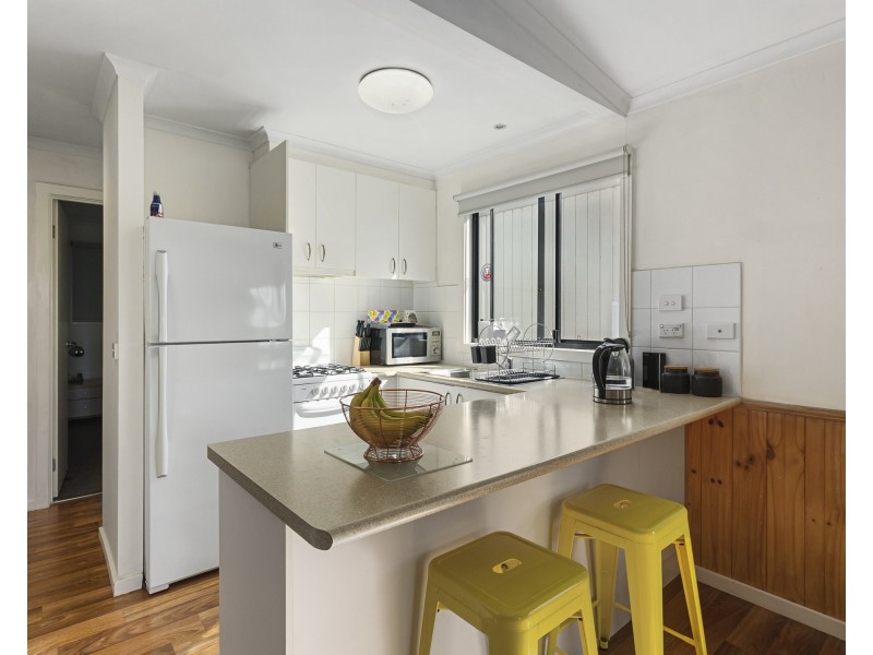 201/131 Nepean Highway, Dromana VIC 3936