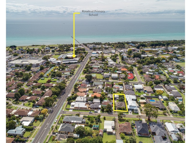 24 Cass Street, Rosebud VIC 3939