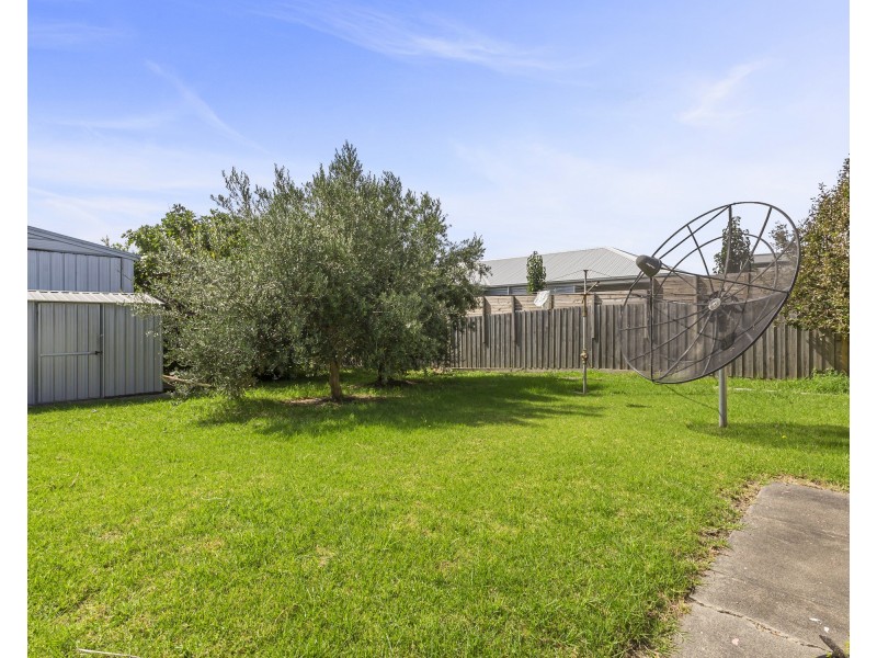 24 Cass Street, Rosebud VIC 3939