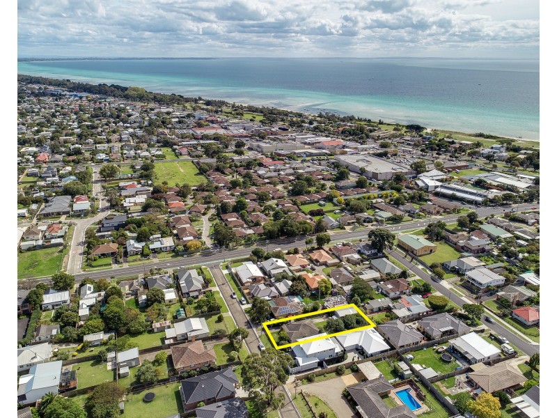 24 Cass Street, Rosebud VIC 3939