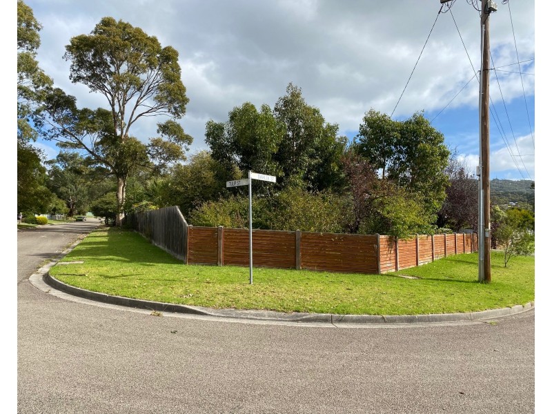 1 Dahlia Street, Dromana VIC 3936