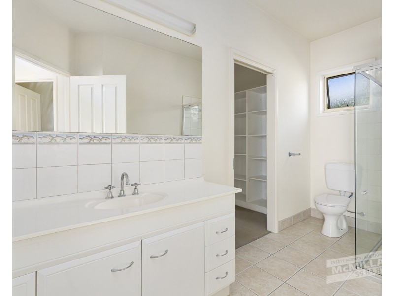 37 Hilary Avenue, Mccrae VIC 3938