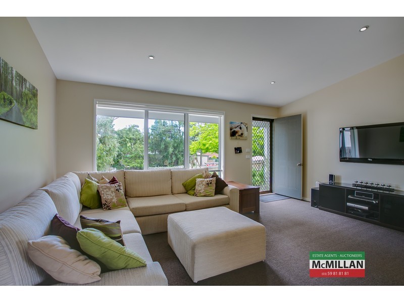 28 Cleeland Crt, Rosebud VIC 3939