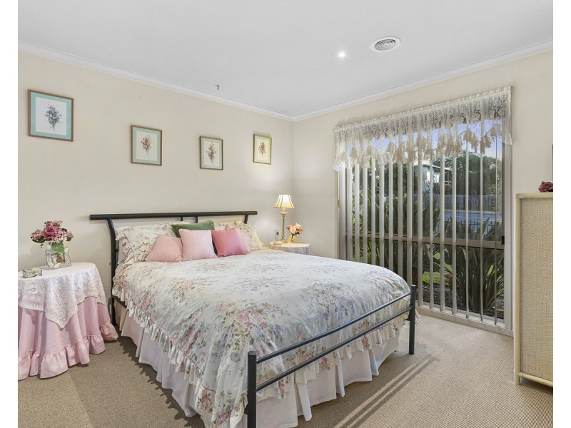 17 Mary Street, Dromana VIC 3936