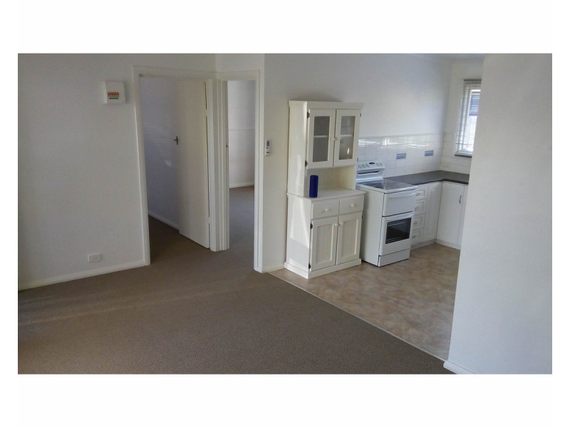 2/78 Seaview Avenue, Safety Beach VIC 3936