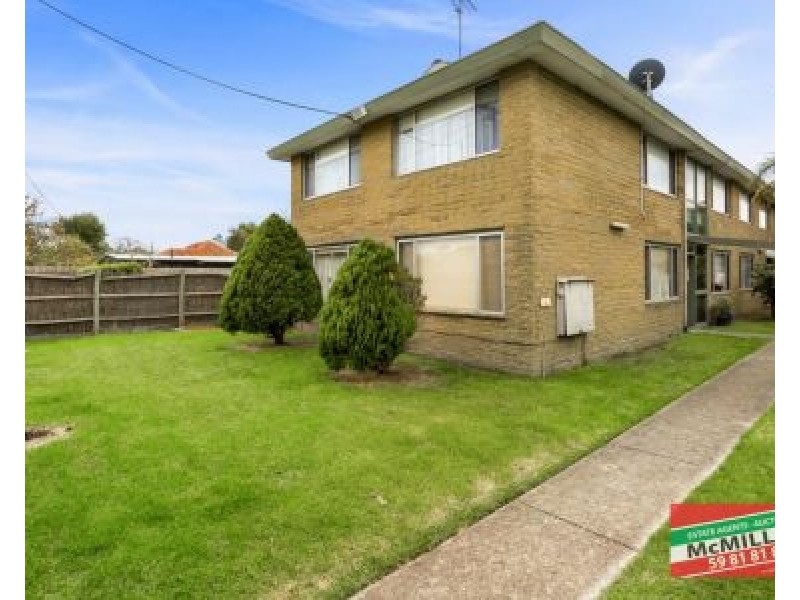 2/61 Kangerong Avenue, Dromana VIC 3936