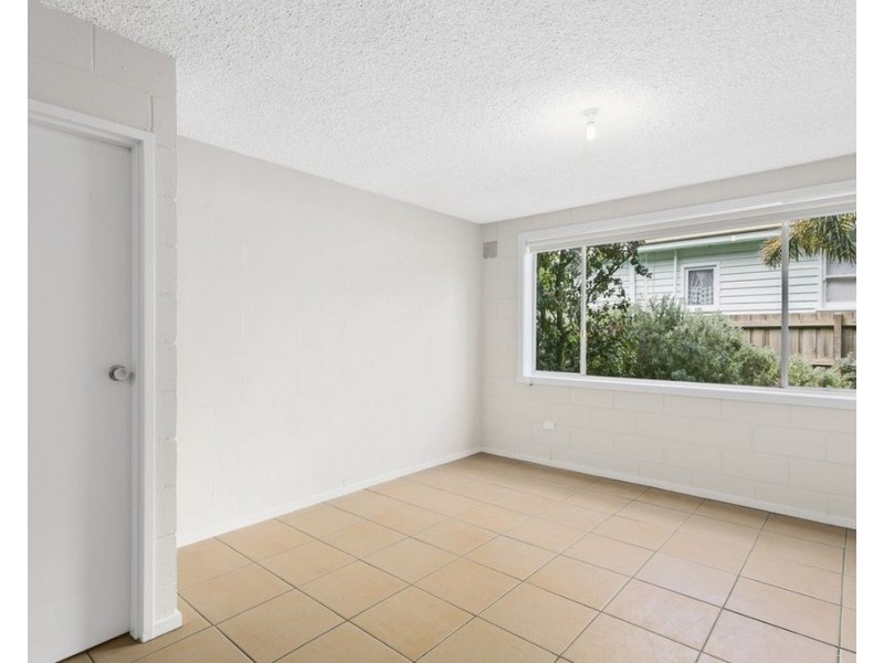 2/61 Kangerong Avenue, Dromana VIC 3936