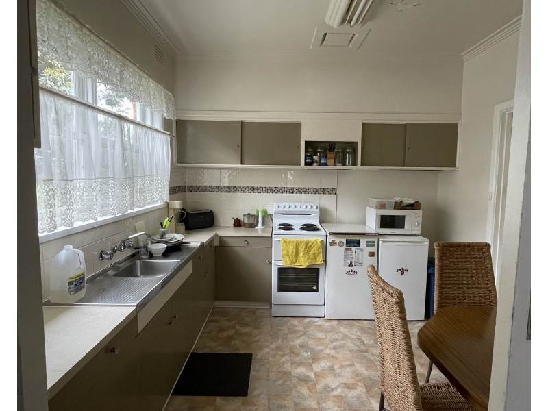 8 McCombe Street, Rosebud VIC 3939