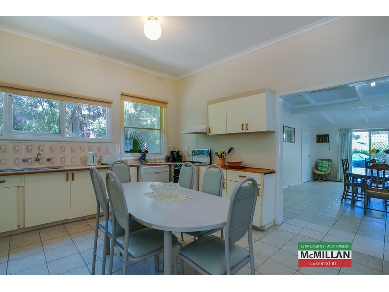 26 Foothills Avenue, Mccrae VIC 3938