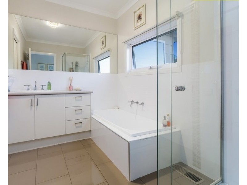 47 Austin Avenue, Mccrae VIC 3938