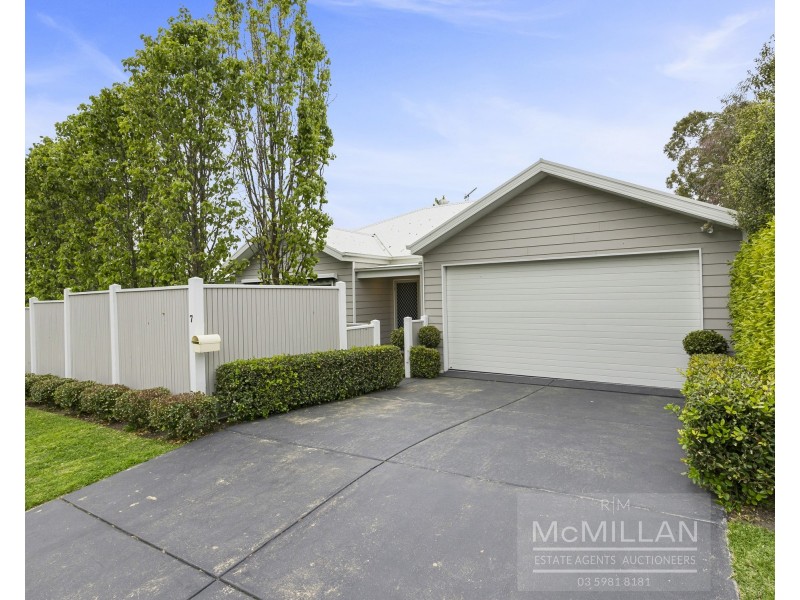 7 Centella Street, Dromana VIC 3936