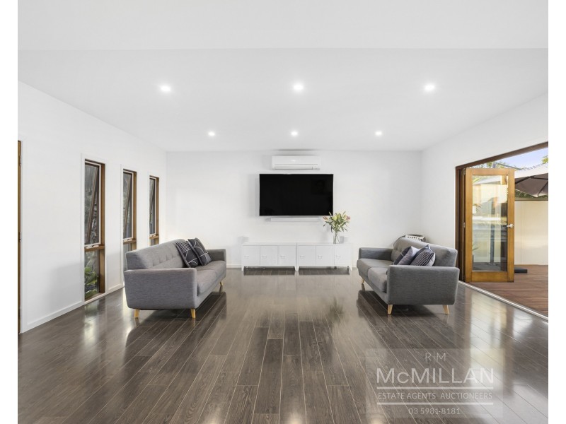 24 Sunningdale Road, Rosebud VIC 3939