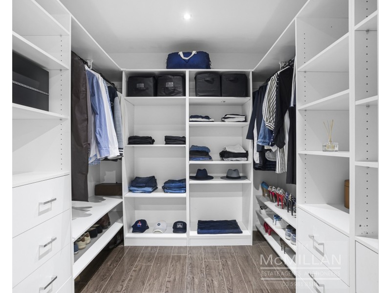 24 Sunningdale Road, Rosebud VIC 3939