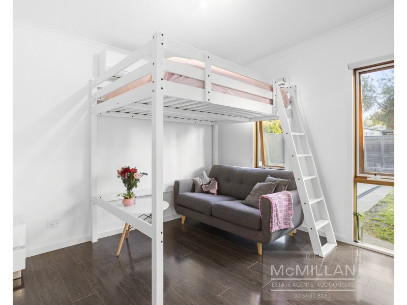 24 Sunningdale Road, Rosebud VIC 3939