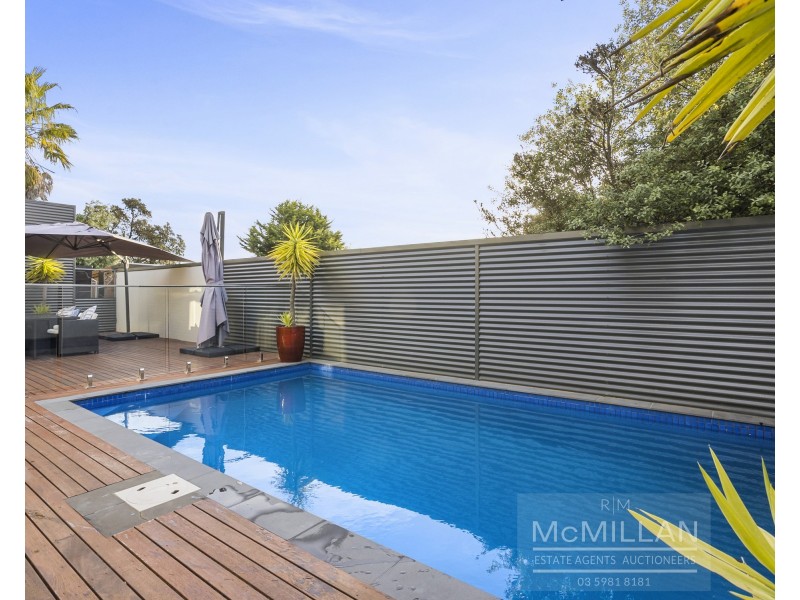 24 Sunningdale Road, Rosebud VIC 3939