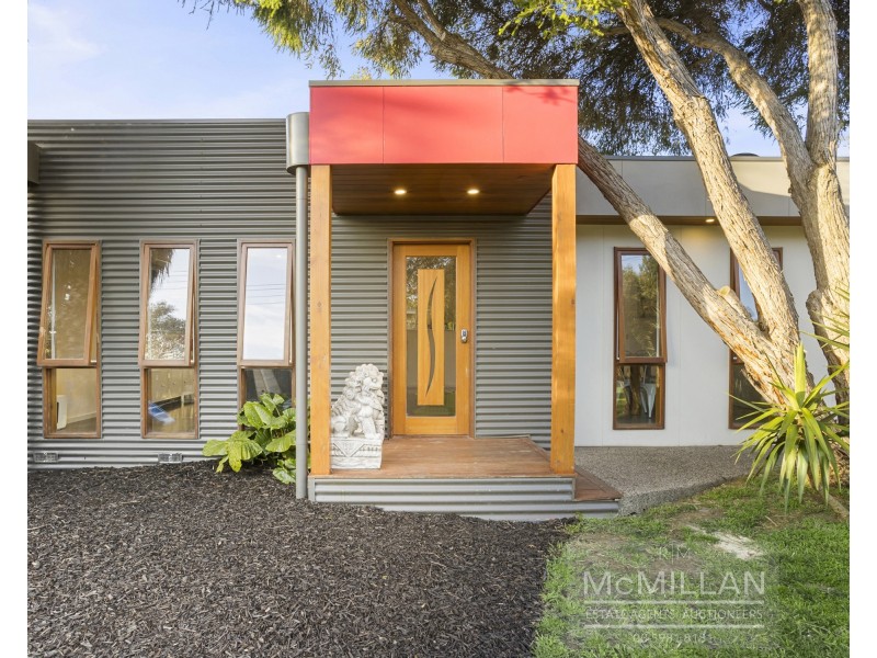24 Sunningdale Road, Rosebud VIC 3939